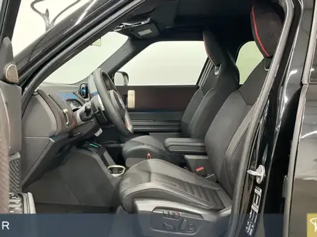 MINI John Cooper Works Countryman