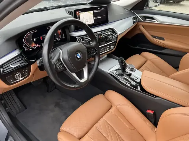 BMW 530