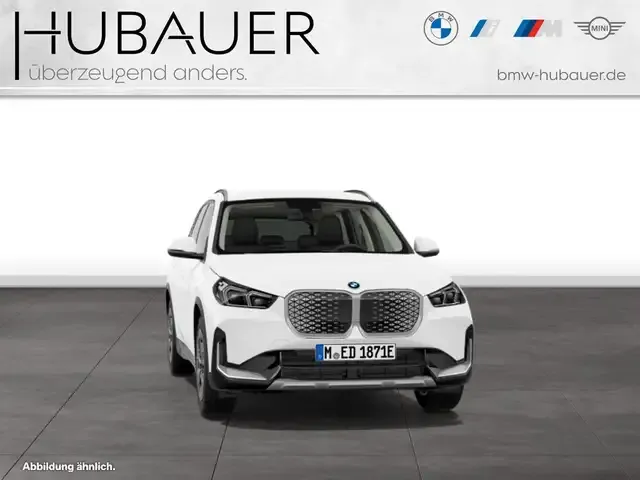 BMW iX1