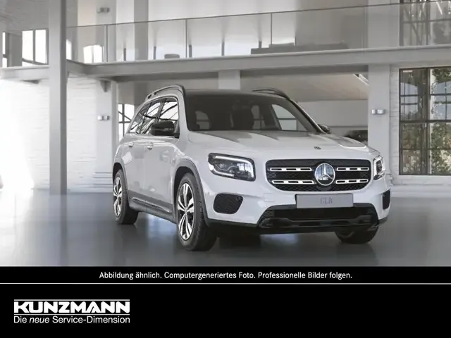 Mercedes-Benz GLB 220