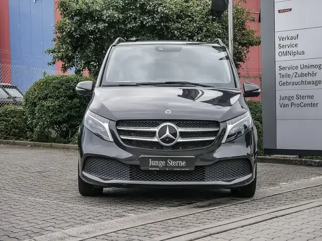 Mercedes-Benz V 250