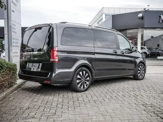 Mercedes-Benz V 250