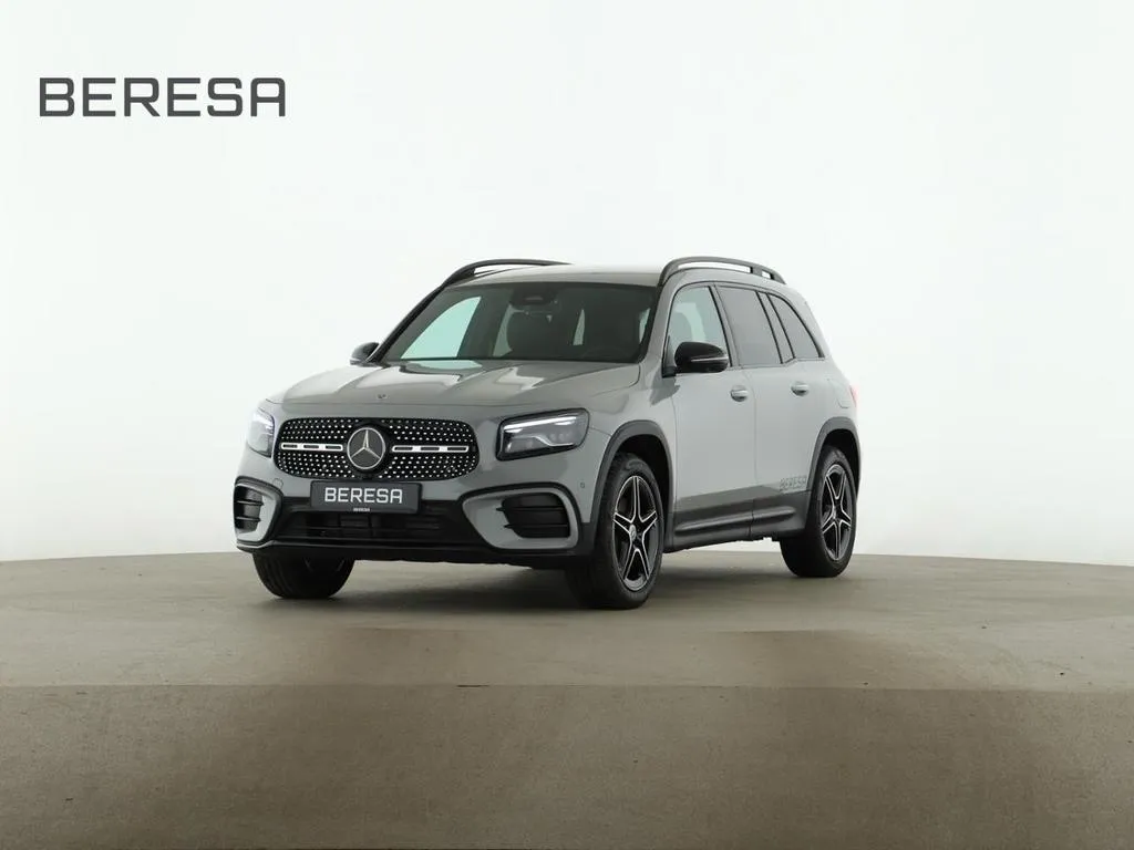 Mercedes-Benz GLB 200