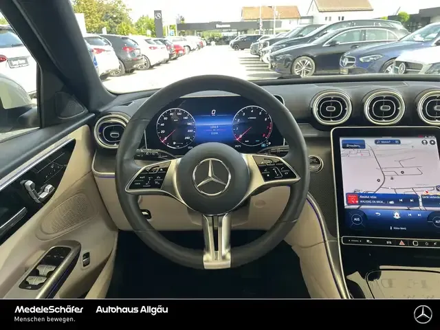 Mercedes-Benz C 180