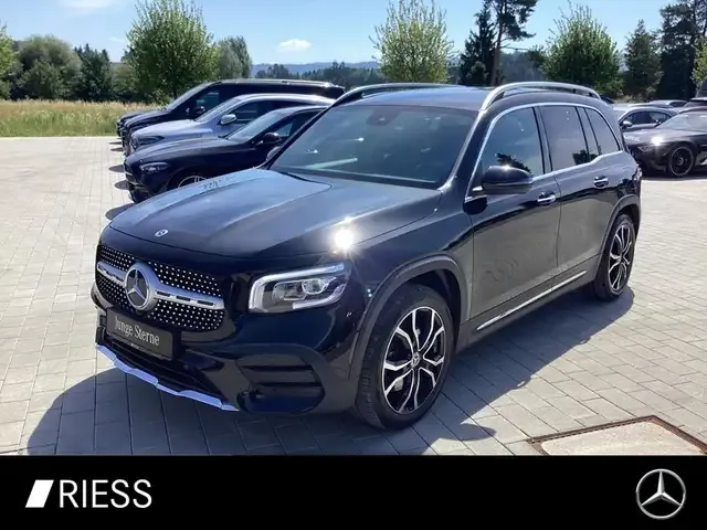 Mercedes-Benz GLB 250