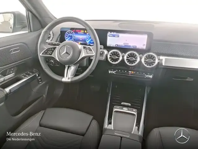 Mercedes-Benz EQB 250