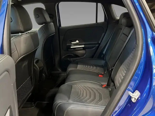 Mercedes-Benz EQA 300