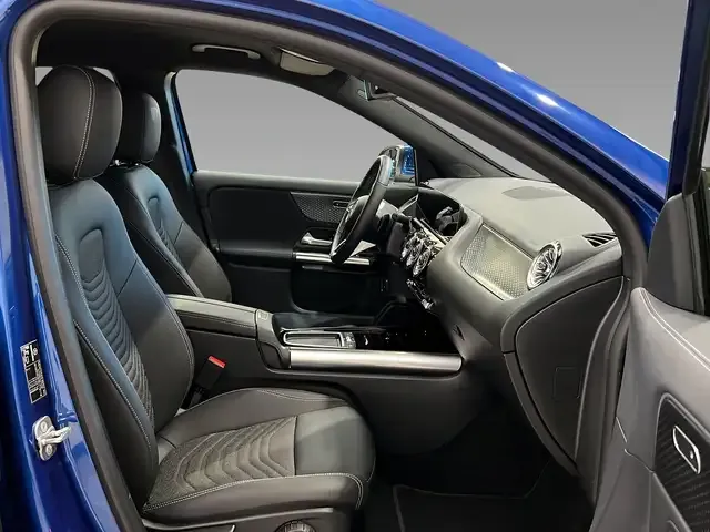 Mercedes-Benz EQA 300