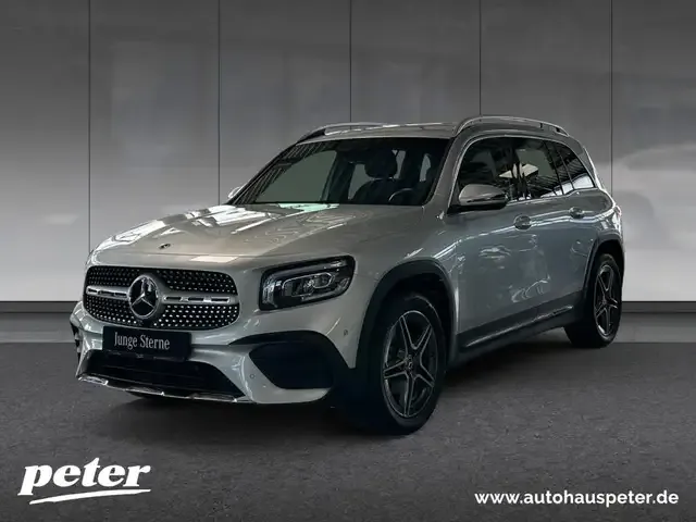 Mercedes-Benz GLB 180