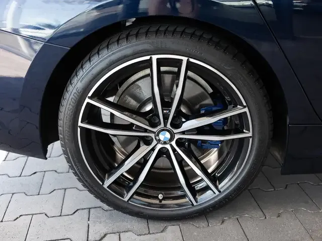 BMW 340