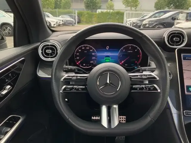 Mercedes-Benz GLC 220
