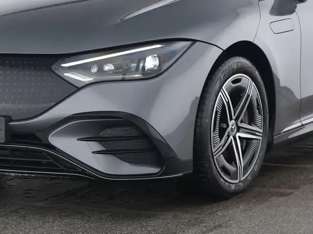 Mercedes-Benz EQE 350