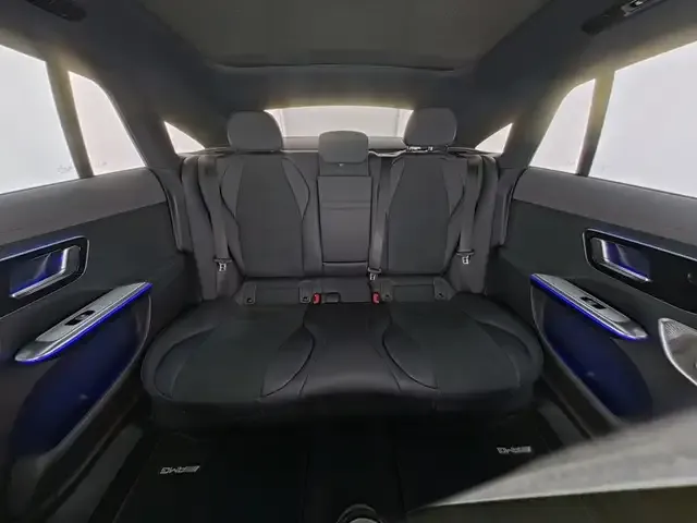 Mercedes-Benz EQE 350