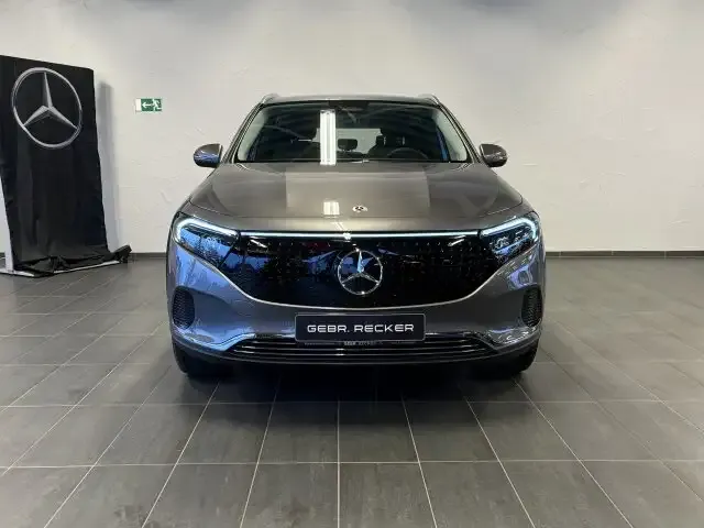 Mercedes-Benz EQA 300