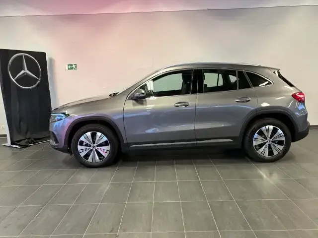 Mercedes-Benz EQA 300