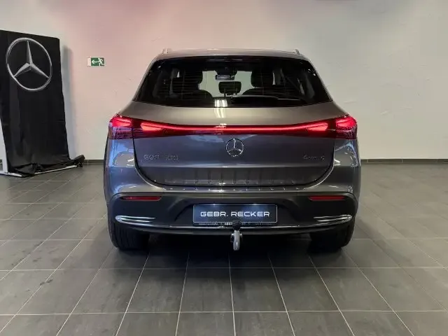 Mercedes-Benz EQA 300