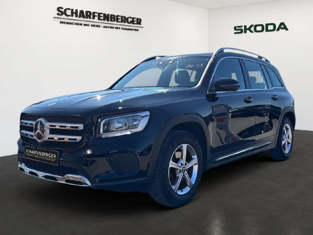 Mercedes-Benz GLB 200
