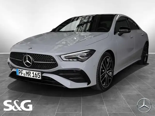 Mercedes-Benz CLA 200