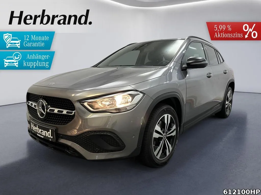 Mercedes-Benz GLA 200
