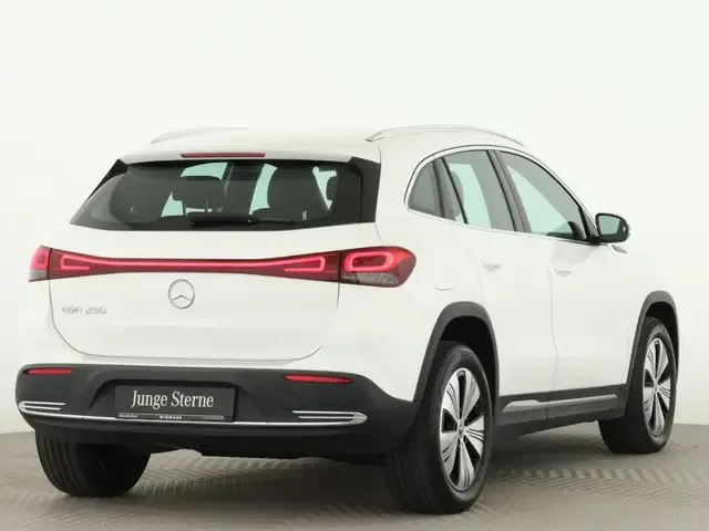 Mercedes-Benz EQA 250