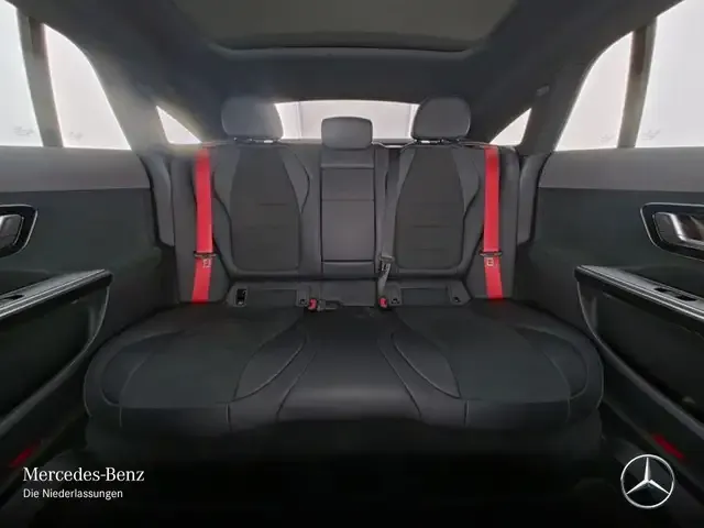 Mercedes-Benz EQE 300