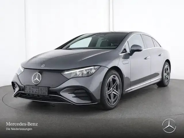 Mercedes-Benz EQE 300