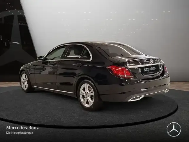 Mercedes-Benz C 200