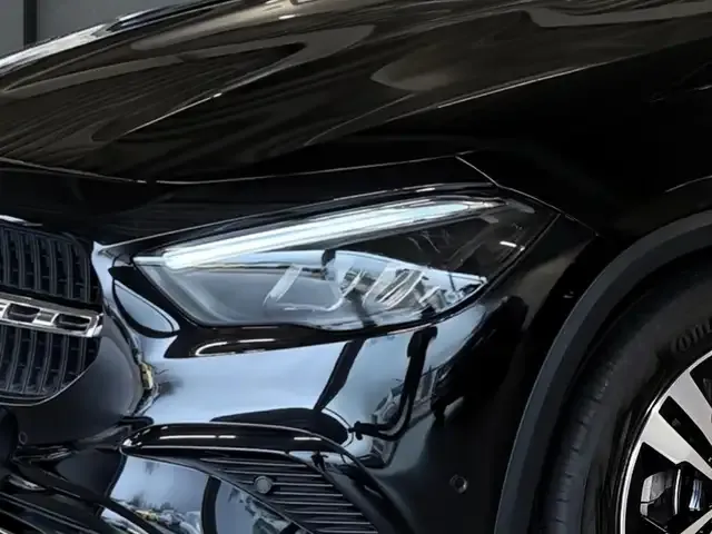 Mercedes-Benz GLA 200