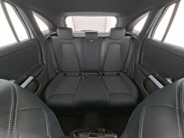 Mercedes-Benz GLA 180