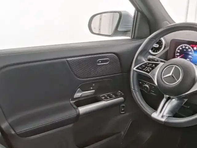 Mercedes-Benz GLA 180