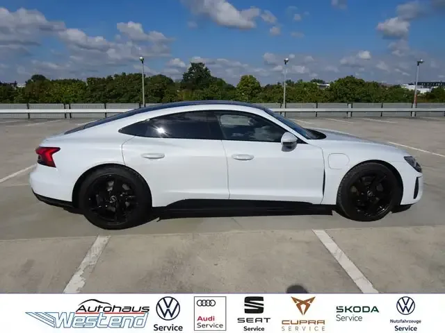 Audi e-tron GT