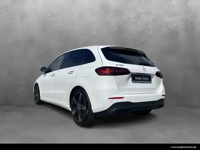 Mercedes-Benz B 180
