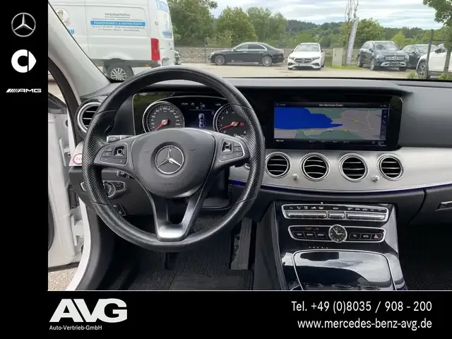 Mercedes-Benz E 400