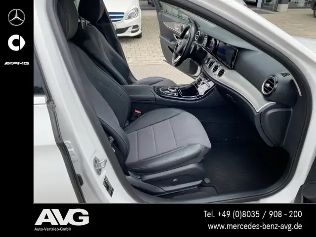Mercedes-Benz E 400