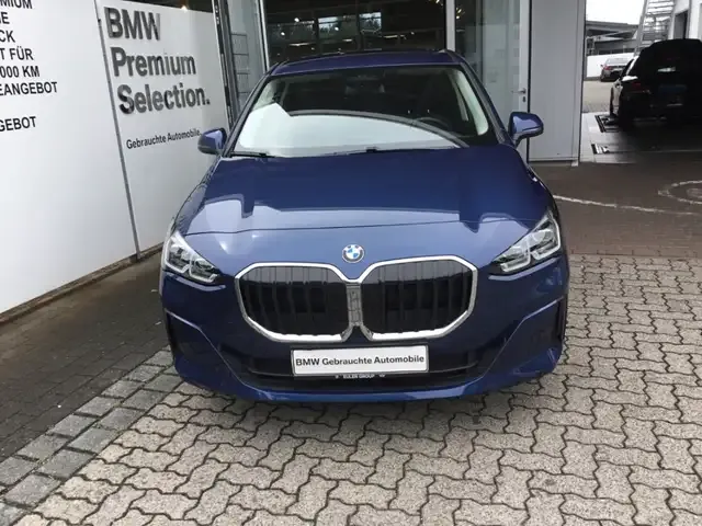 BMW 218
