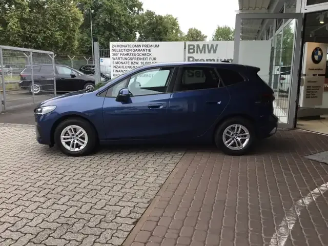BMW 218