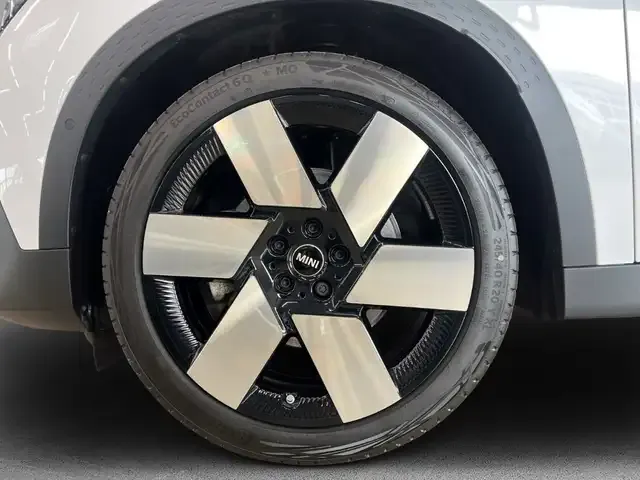 MINI Cooper SE Countryman