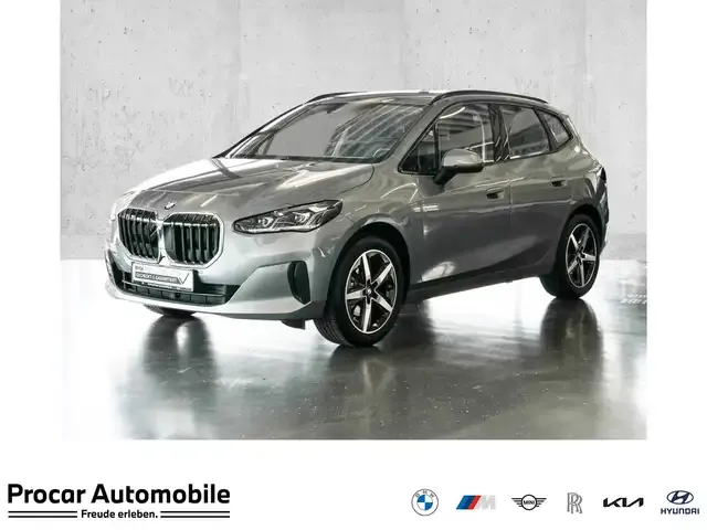 BMW 220