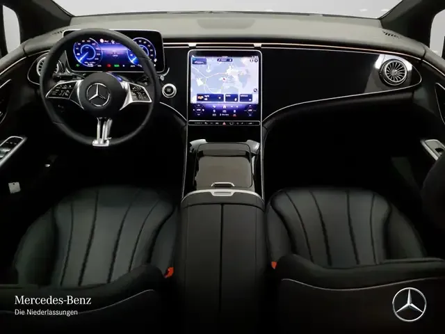 Mercedes-Benz EQE 300