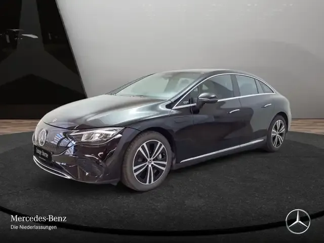 Mercedes-Benz EQE 300