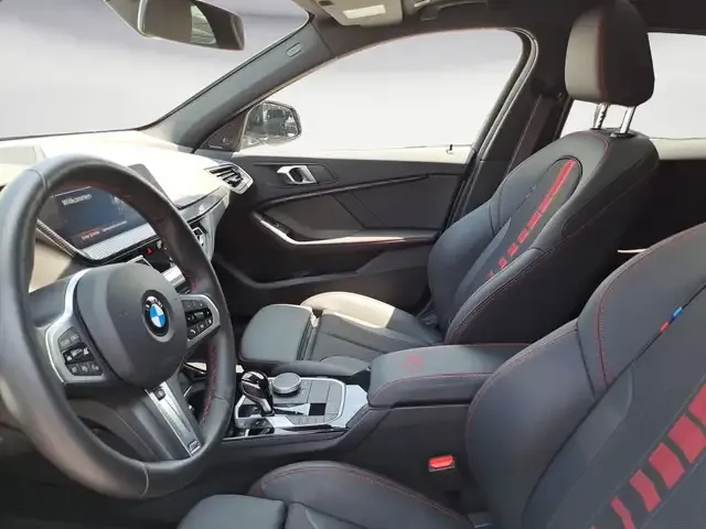 BMW 128