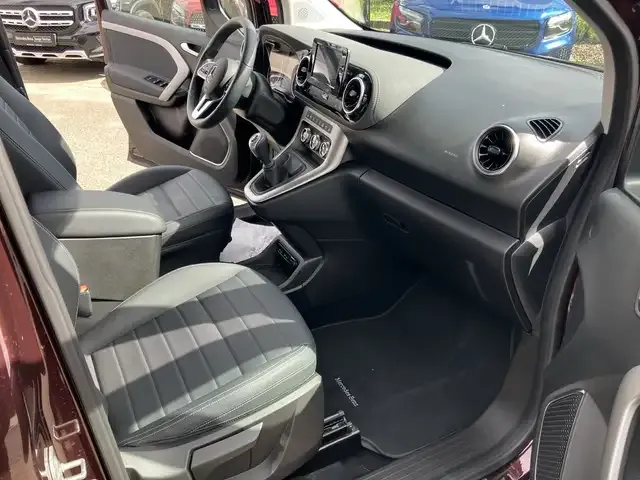 Mercedes-Benz Sonstiges