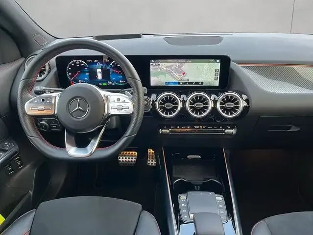 Mercedes-Benz GLA 250