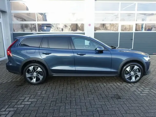 Volvo V60 Cross Country