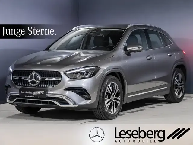 Mercedes-Benz GLA 220
