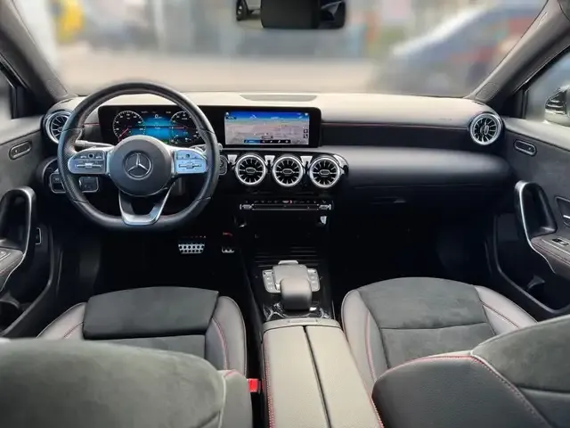 Mercedes-Benz A 250
