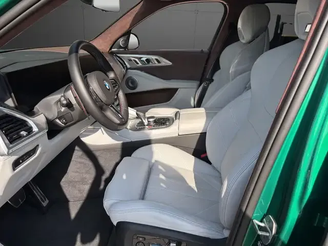 BMW XM