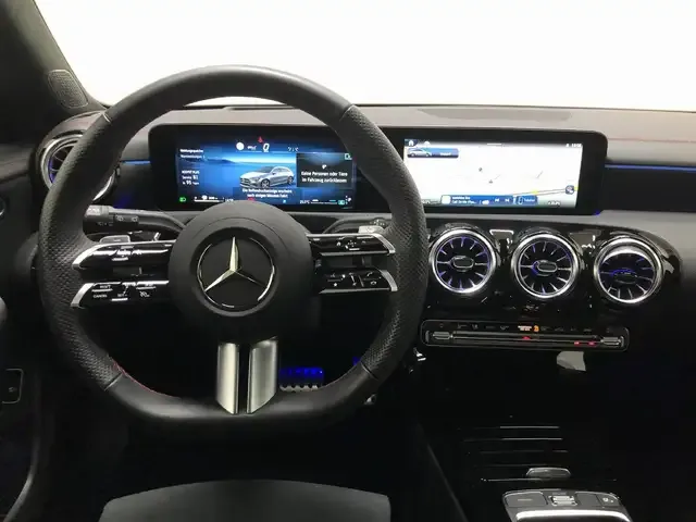 Mercedes-Benz CLA 180
