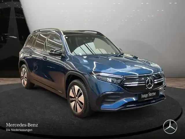 Mercedes-Benz EQB 350