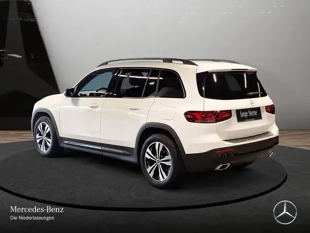 Mercedes-Benz GLB 200